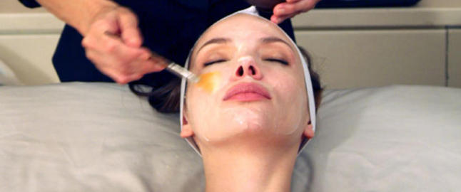 Her betaler du 1000 kroner for � f� fugleb�sj i ansiktet