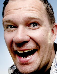 S�ker 300 000 i st�tte til  �Bjarte uten statsst�tte�