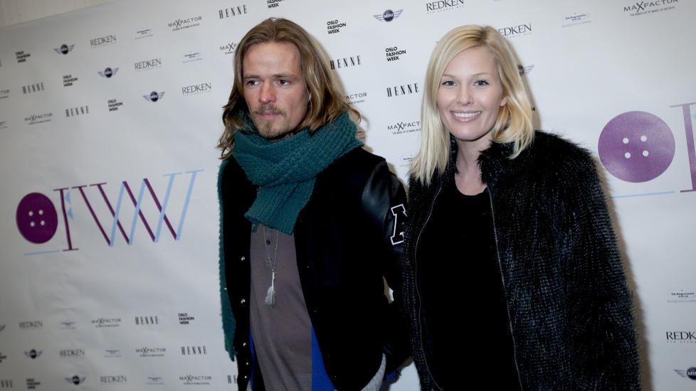 GIFT: Maria Skappel og Andreas Holzweiler ga hverandre sitt �ja� i g�r.
Foto: Kyrre Lien / Scanpix