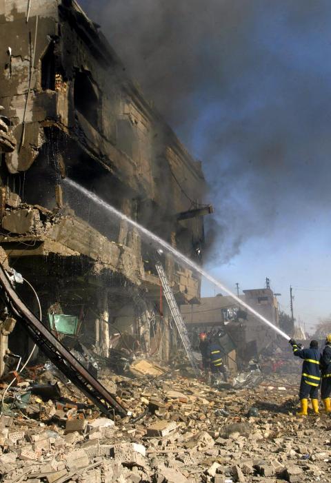 SKYLDER P� ANSAR AL-ISLAM:  Lokalt politi i Kirkuk, mener organisasjonen Mullah Krekar var med p� � starte i 2001, kan st� bak selvmordsangrepet som drepte minst ni, og skadet minst 78 mennesker i den oljerike byen nord i Irak idag. Foto: Khalil al-A'nei/ EPA/Scanpix