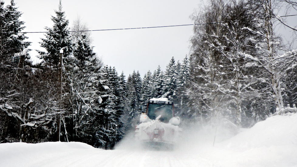 SN� I VENTE: Det er ventet mellom 10 og 20 centimeter sn� i S�r-Norge det neste d�gnet. Foto: Frank Karlsen / Dagbladet