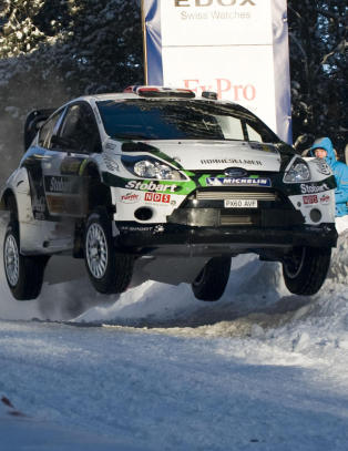 Østberg i sensasjonell ledelse i Rally Sverige etter første dag