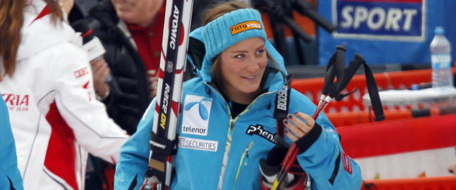 - Hun bare fortsetter videre i ren Bode Miller-stil