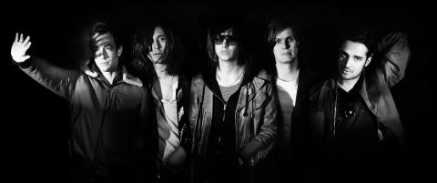 F� denne l�ta inn p� Rock Band! N�!