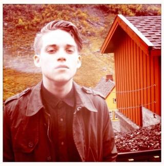 JANUARPOETEN: H�kon Ross gikk til topps i Skolekammeret med et skittenrealistisk dikt om en sj�mann p� land. Foto: Privat