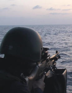 Danmark positiv til v�pnede vakter p� skip