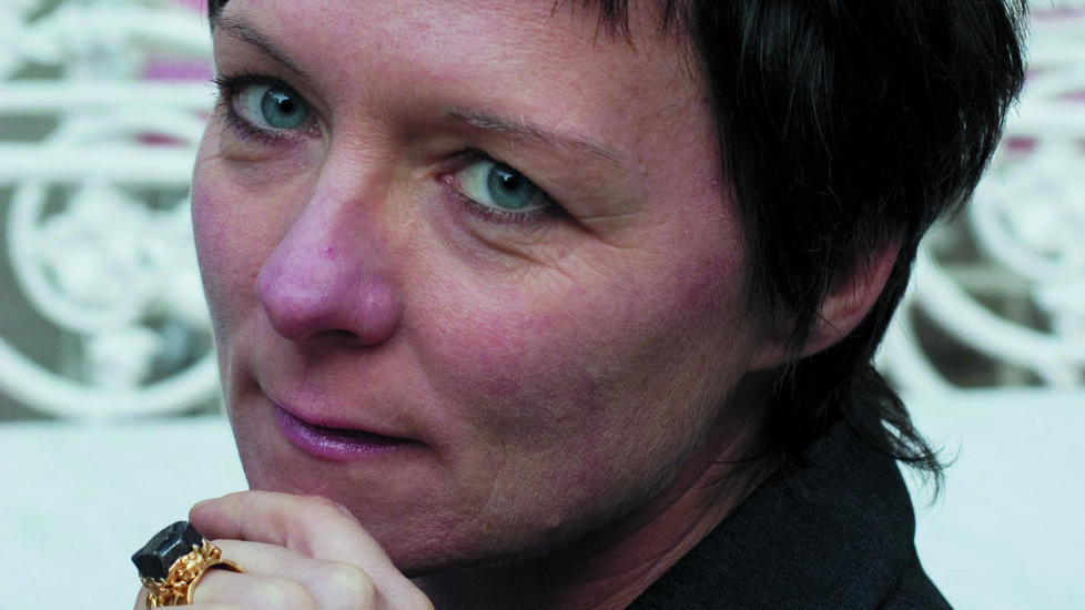GODT SPR�K: Spr�ket b�lger seg framover i et behagelig toneleie i Claudie Gallays roman. Foto: OKTOBER