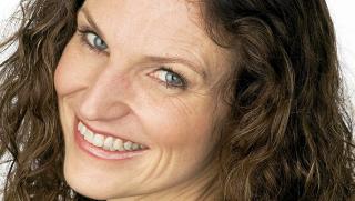 ERN�RINGSFYSIOLOGEN: Gunn Helene Arsky har vurdert sjokoladene i testen. FOTO: Svein Brimi