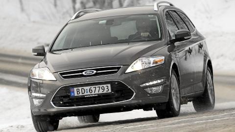 STØDIG: Ford Mondeo har alltid vært blant de mest velkjørende bilene i sin klasse. På veien oppleves den som stabil og inkluderende. FOTO: Egil Nordlien, HM Foto STØDIG: Ford Mondeo har alltid vært blant de mest velkjørende bilene i sin klasse. På veien oppleves den som stabil og inkluderende. FOTO: Egil Nordlien, HM Foto
