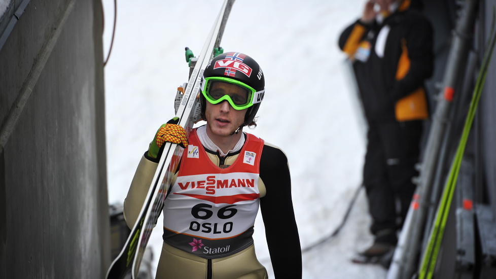 VIL PR�VE IGJEN: Johan Remen Evensen mener han gjorde nok i storbakkerennet til � f� sjansen p� nytt i laghoppkonkurransen l�rdag.Foto: DAGBLADET