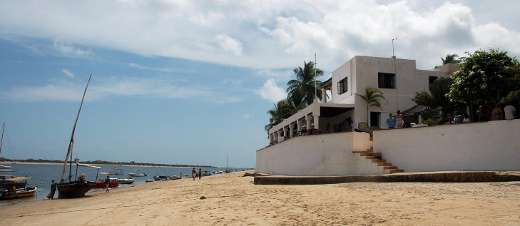 DR�MMEHOTELL: Familiedrevne Peponi hotell p� Lamu er sjelden vare. Her er du mer enn et romnummer. Foto: SOLVEIG SCHANKE EIKUM og K�RE ERIKSEN