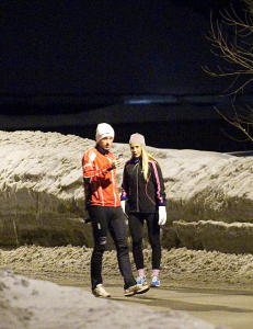 Sneik seg til hemmelig date med Rachel