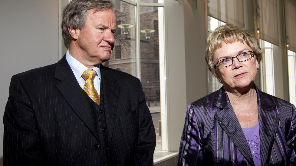 SKAL DISKUTERE: Samferdselsminister Magnhild Meltveit Kleppa - her avbildet med Norwegian-sjef Bj�rn Kjos. USA har lenge lagt press p� europeiske regjeringer for � f� dem til � godta flyvakter, som er vanlig p� amerikanske innenriksflyginger og mellom USA og andre verdensdeler. Foto: H�kon Mosvold Larsen / Scanpix