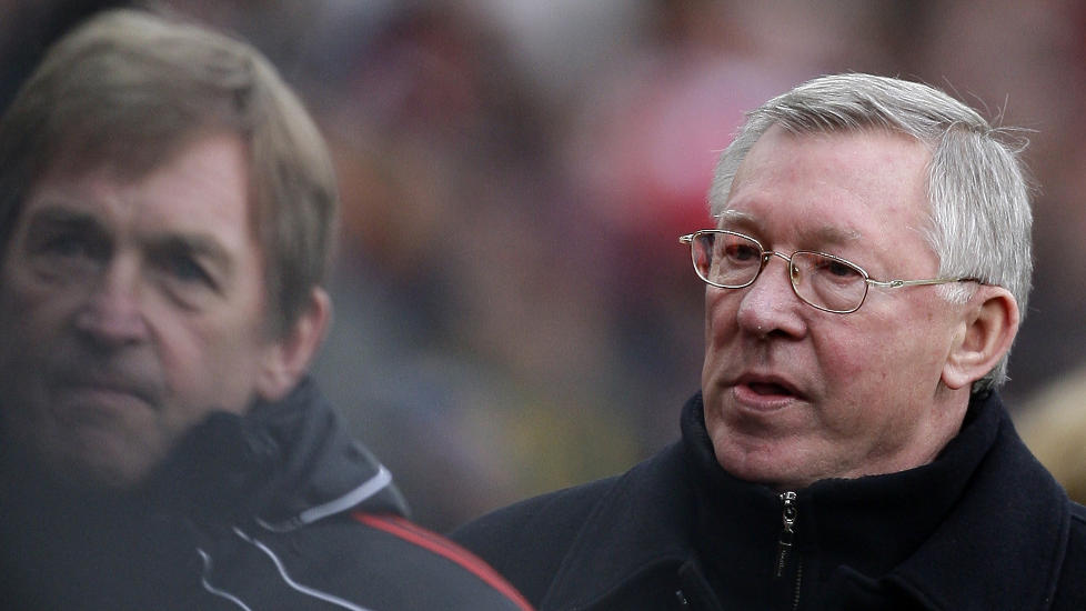 ERKERIVALER: Sir Alex Ferguson og Kenny Dalglish utkjempet sin f�rste duell i skotsk fotball p� slutten av 60-tallet. Siden har de to managerikonene byttet p� � sl� hverandre.  Foto: (AP Photo/Jon Super)