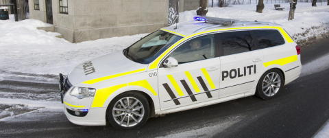 Politimann fyllekj�rte til jobb