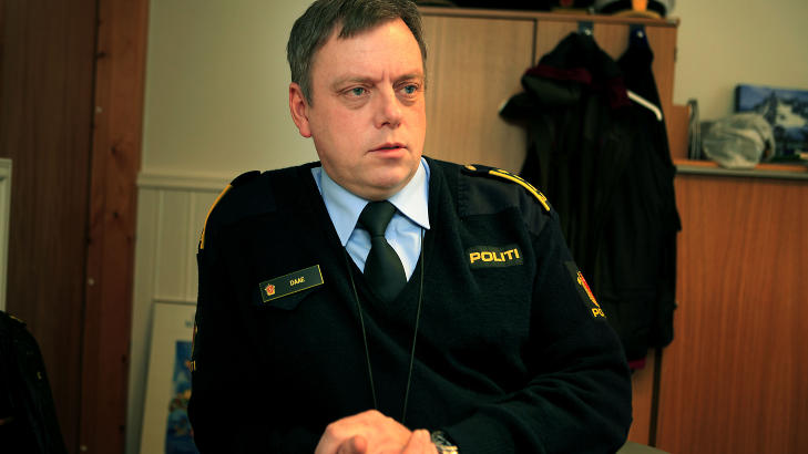 VURDERER FORTL�PENDE: P�taleleder Morten Daae ved Vestfinnmark politidistrikt sier de overlevende risikerer en reaksjon, men at de ikke tatt stilling til hvordan vi skal forf�lge eventuelle straffbare forhold. - Det er noe vi m� vurdere fortl�pende, og det kan hende vi velger tiltaleunnlatelse dersom det er hensiktsmessig. Foto: Jacques Hvistendahl Dagbladet