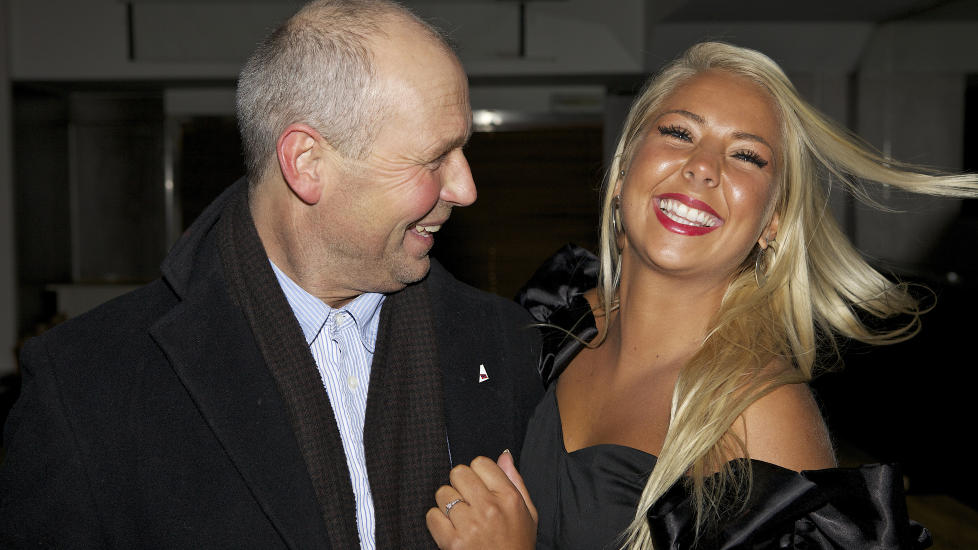 KOM MED PAPPA: �Paradise�-deltaker Madelen Voreland Bor�s (20) tok med seg pappa Arild Ber�s p� kveldens premierefest i Oslo. Foto: P�l Bergstad / Stella Pictures