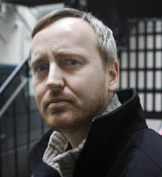 ANMELDER: Kommunikasjonsansvarlig Rune Berglund Steen i Antirasistisk senter anmelder Havanna Club for � stenge ute m�rkhudede p� grunn av diskriminering. Foto: ERLING H�GELAND/Dagbladet