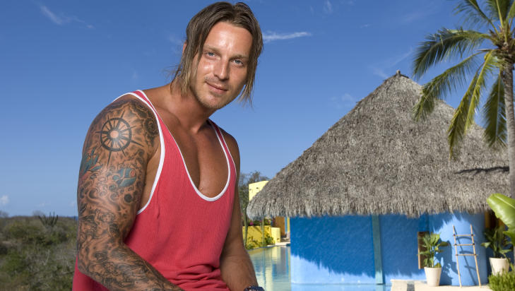 �PARADISE�-GJENGANGER: Niklas Vindel n�dde helt til finalen i fjor�rets sesong av �Paradise Hotel�. N� har han klipt h�ret og er klar for nytt opphold p� skandalehotellet. Foto: TV3