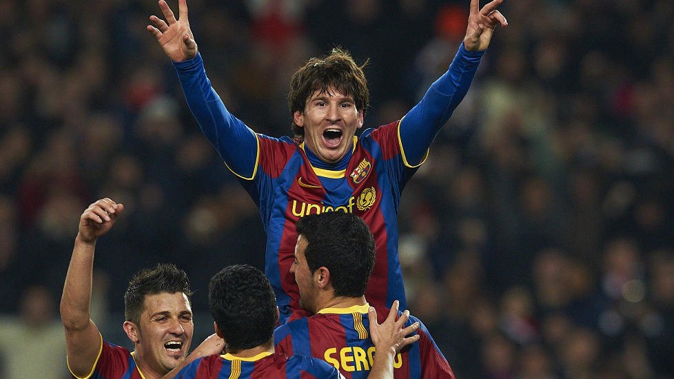IKKE TIL FC BORNE: Lionel Messi er blitt verdsatt til over en milliard kroner av Barcelona. Franske FC Borne, som kommer fra en landsby med rundt 400 innbyggere, ble straffet for � kaste bort andres tid da de nylig fors�kte seg med et tullebud p� argentineren. Foto:  (AP Photo/Siu Wu)