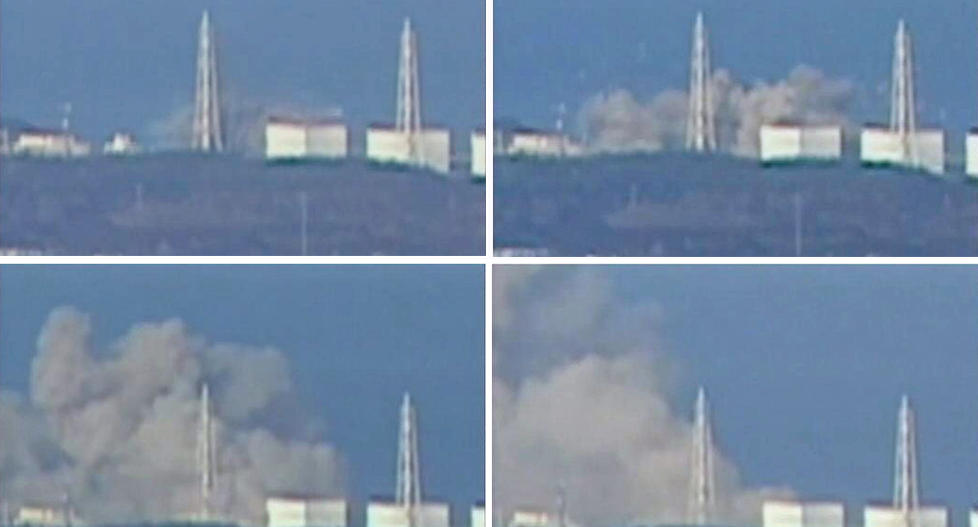 EKSPLOSJON: Denne sekvensen viser eksplosjonen ved atomreaktoren i Fukushima l�rdag. Foto: REUTERS/NTV