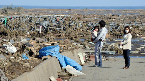 TSUNAMI: Byen Minamisoma, som Hiromitsu Shinkawa ble skylt til havs fra, er knust. Foto: AFP PHOTO/KAZUHIRO NOGI/Scanpix