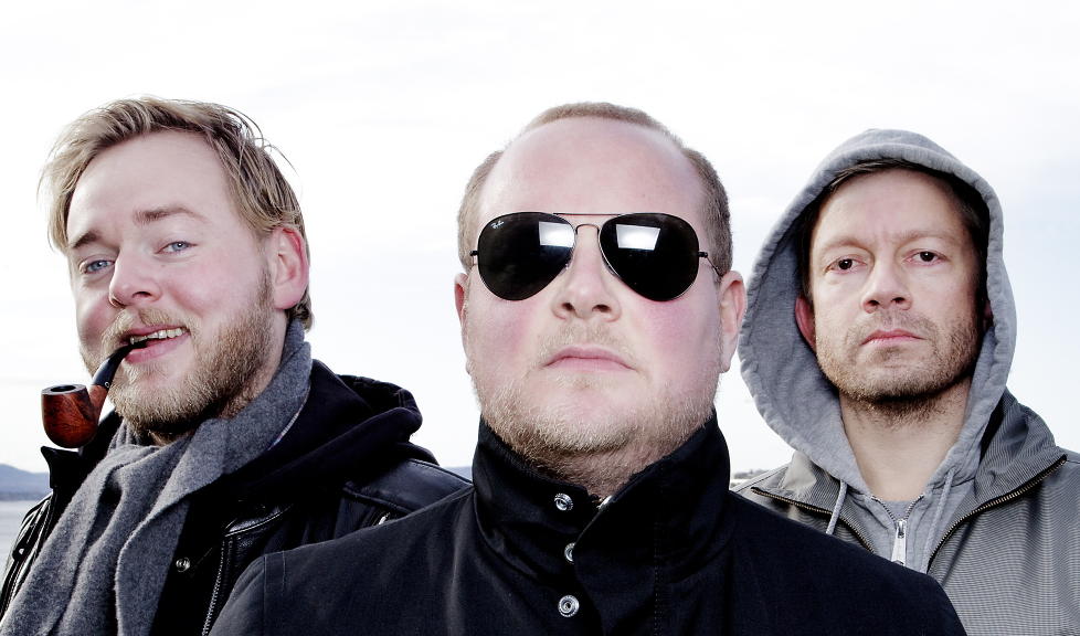 - NYSKAPENDE: NRK mener Radioresepsjonen p� tv, med Steinar Sagen, Tore Sagen og Bjarte Tj�stheim, er et eksempel p� at NRK er nyskapende. Foto: Lars Myhren Holand