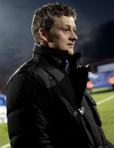 Og vips s� er det helten Solskj�r vi pisser p�