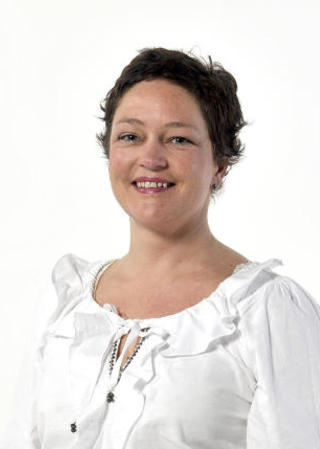 EKSPERT FIRE: Seniorr�dgiver i Forbrukerr�det, Elise Marie Korsvik (40). Foto: HANS ARNE VEDLOG