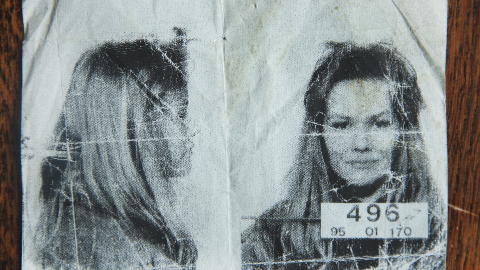 ARRESTERT: Elisabeth Smuk har levd et liv med mye nærkontakt med politiet.
Foto: Agnete Brun / Dagbladet ARRESTERT: Elisabeth Smuk har levd et liv med mye nærkontakt med politiet.
Foto: Agnete Brun / Dagbladet