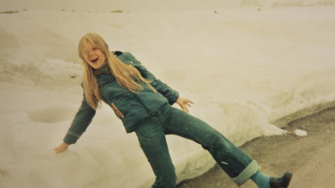 VENDEPUNKT: Elisabeth Smuk mistet moren i en bilulykke da hun var 14 år gammel. Etter det ble hun og brødrene splittet. Elisabeth fikk fosterforeldre, men slet med narkotikamisbruk.
Foto: Agnete Brun / Dagbladet VENDEPUNKT: Elisabeth Smuk mistet moren i en bilulykke da hun var 14 år gammel. Etter det ble hun og brødrene splittet. Elisabeth fikk fosterforeldre, men slet med narkotikamisbruk.
Foto: Agnete Brun / Dagbladet