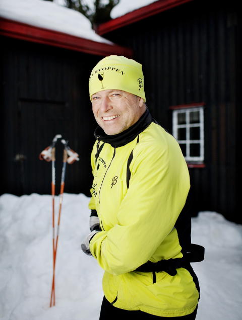 SUKSESSHISTORIE: Bernt Lund har vært heldig med sine investeringer. I helga gikk han Birkebeinerrennet. Han er medlem av en privat skiklubb, Overtoppen, der du må bli anbefalt for å være med.
Foto: Agnete Brun / Dagbladet SUKSESSHISTORIE: Bernt Lund har vært heldig med sine investeringer. I helga gikk han Birkebeinerrennet. Han er medlem av en privat skiklubb, Overtoppen, der du må bli anbefalt for å være med.
Foto: Agnete Brun / Dagbladet