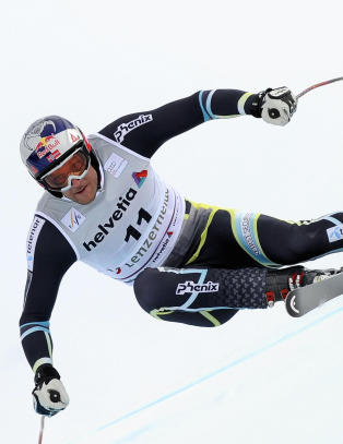 Svindal tr�kket over og Myhre vant