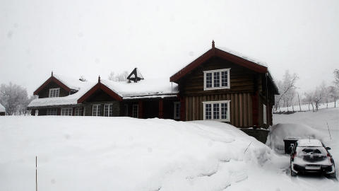 BJ�RNDALEN-HYTTA: Ligger i flotte omgivelser to kilometer nord for Beitost�len sentrum -helt inntil langrennsl�ypene. Foto: ODD ROAR LANGE