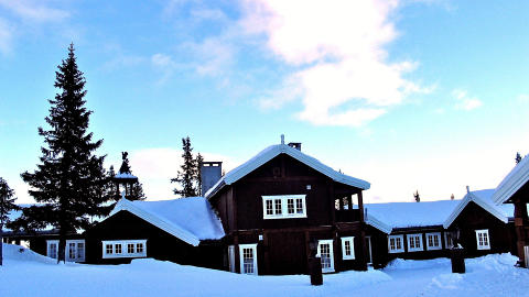 STEMNINGSFULL: D�hlie-hytta i Kvitfjell byr p� luksus i fjellet. Foto: PRIVAT