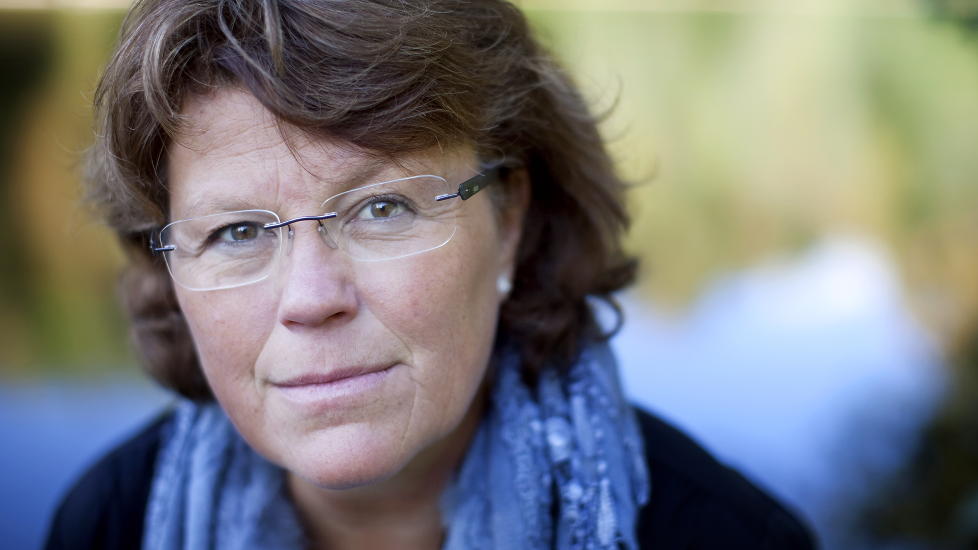 - �ANONYM�: Anne Holt hevder p� sin blogg at hun er forfatteren �Anonym�. Det er det mange som ikke tror p�. Foto: Espen R�st / Dagbladet
