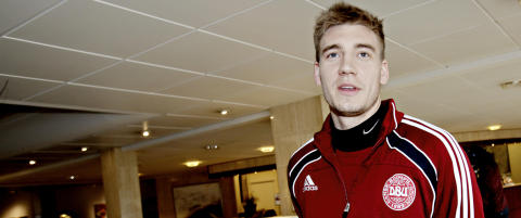 Bendtner rekker trolig Norge-kampen