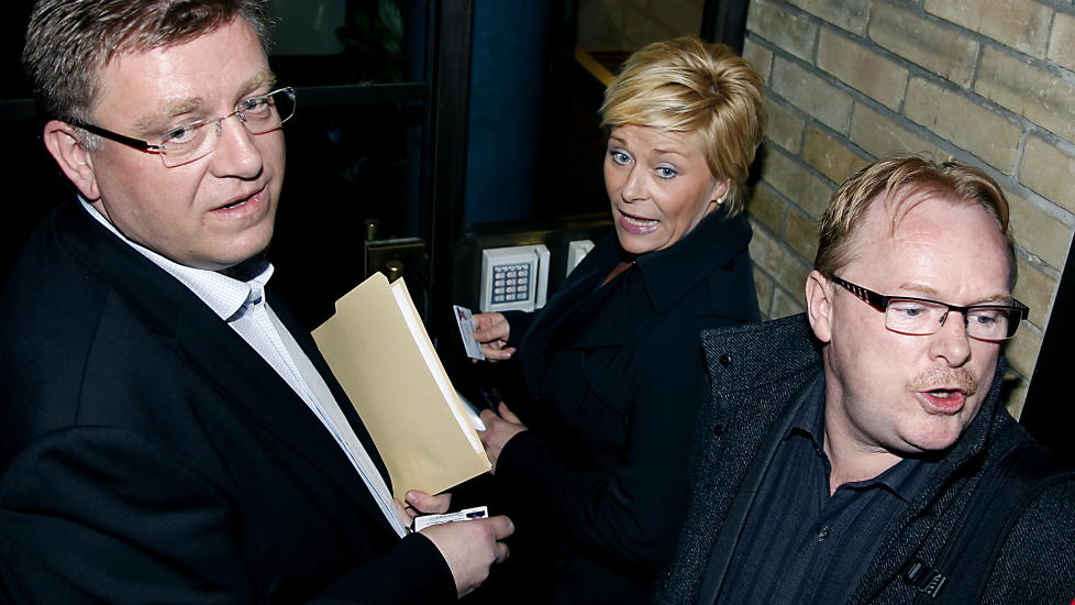 Oslo 20110324. Geir Mo , Siv Jensen og Per Sandberg sammen om forklaringer  og t�kelegging av Birkedal saken. Foto: Jacques Hvistendahl