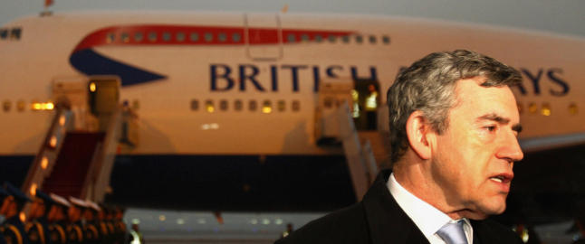 Flypassasjerer rasende på Gordon Brown
