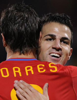 Torres advarer Fabregas mot Barcelona
