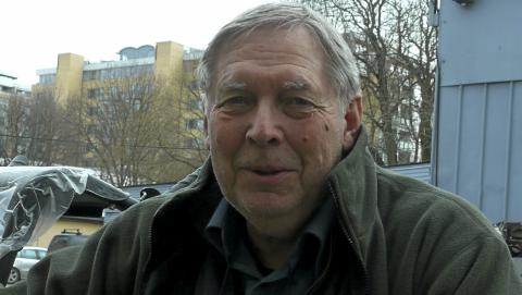 RUSHTID: Er det feil p� sn�freseren s� ikke vent til h�sten med � sende den p� reparasjon, anbefaler Lasse Nilsen. FOTO: �ivind Lie