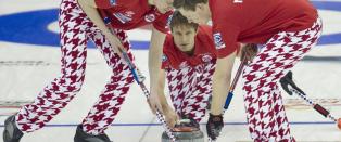 D�rlig VM-start for curling-klovnene