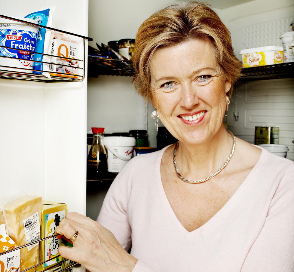 R�dt lys: Staten hevder mye rart n�r det kommer til mat, mener Sofie Hexeberg. - Plutselig sier de at r�dt kj�tt er farlig, selv om vi har utviklet oss p� r�dt kj�tt over flere millioner �r!
Foto: Agnete Brun / Dagbladet
