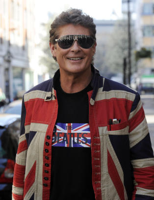 David Hasselhoff dater fabrikkarbeider fra Wales