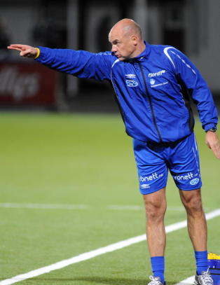 R�sler kobles til Bury-jobb