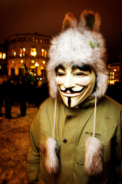 UNGDOMSOPPR�R: Ungdomsskoleeleven CakeLie har tatt ned sidene til VISA. Han tror Anonymous er noe han vil vokse fra etter hvert. Foto: Lars Myhren Holand