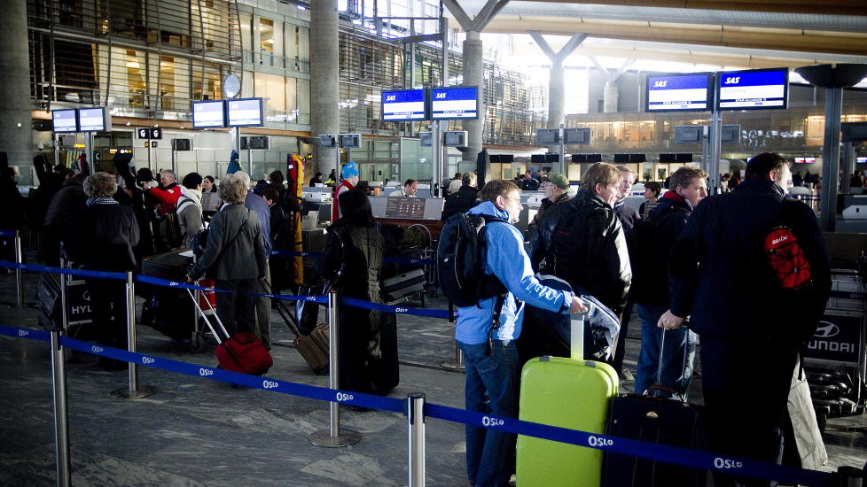 VARSLER FORSINKELSER:  Nytt innflygingssystem gj�r at Oslo lufthavn varsler forsinkelser i morgen. Arkivbilde: Bj�rn Langsem