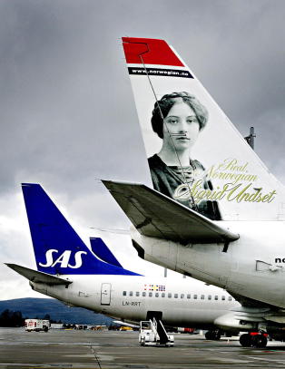 B�de SAS og Norwegian skal unders�ke sine fly
