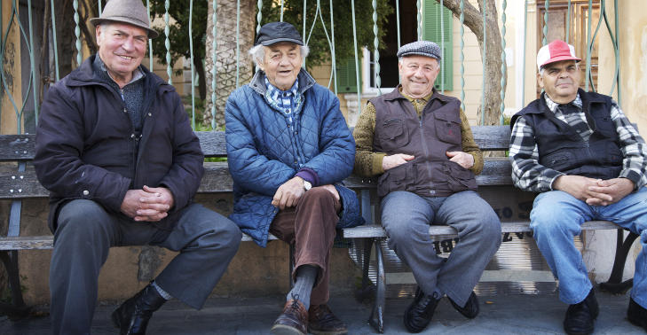 P� HILS: Man er alltid velkommen i sm� byer. Si �buongiorno� til de lokale, og du f�r et smil og en vennlig hilsen tilbake.