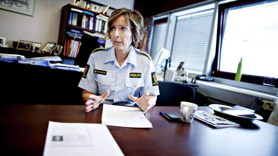 �KER IKKE BEMANNINGEN: Politiinspekt�r i Oslo politidistrikt, Hanne Kristin Rohde, sier at Oslopolitiet har fullt fokus p� voldtekt denne helgen, og er oppmerksomme p� en antatt gjerningsmann og jenter som g�r alene. Men, det vil ikke v�re en �kt bemanning. Foto: Torbj�rn Gr�nning / Dagbladet